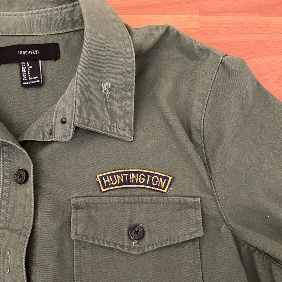 Green Distressed Utility Jacket - Picture 5 of 7